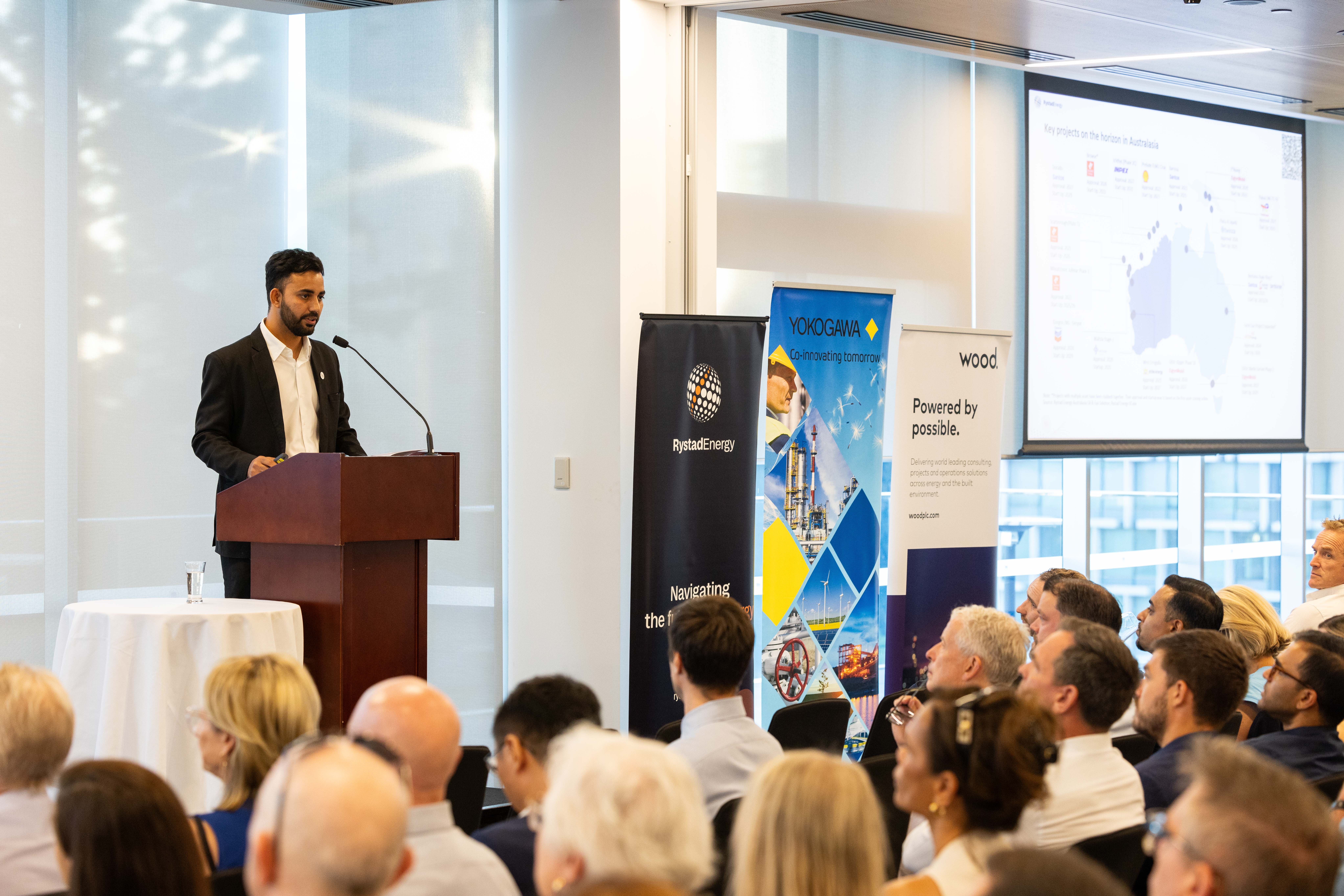 keyword | brief description of picture